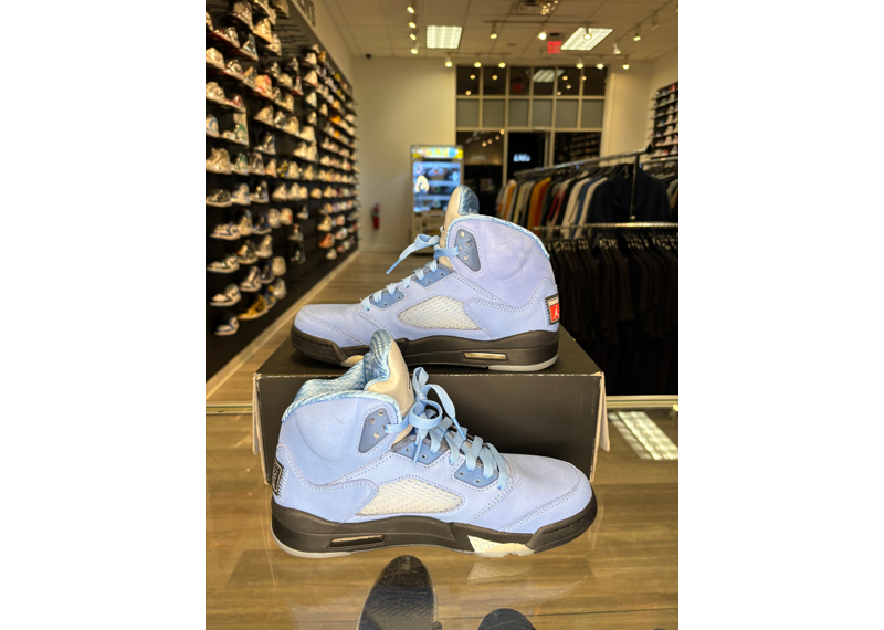Air Jordan 5 Retro UNC - USED