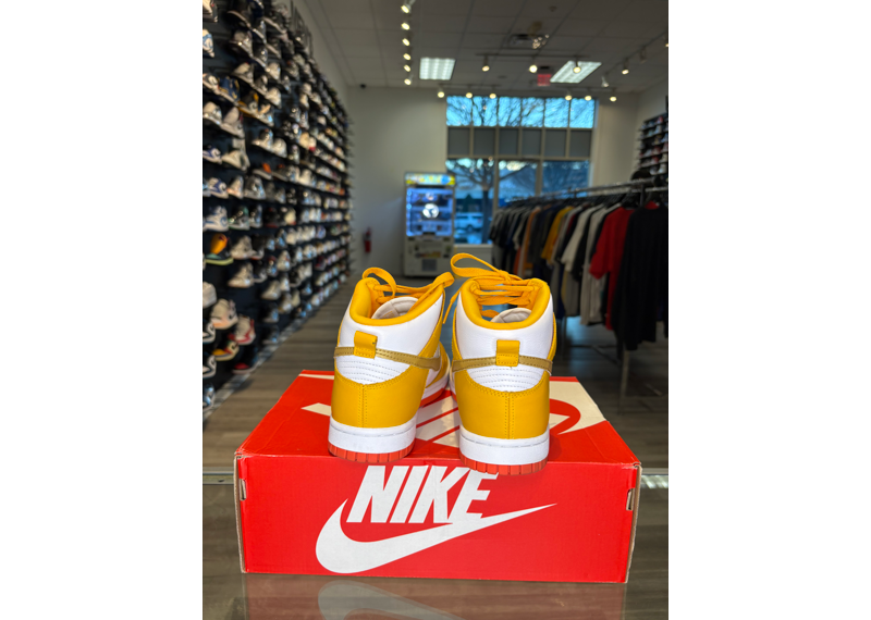 Wmns Dunk High University Gold Orange - Used