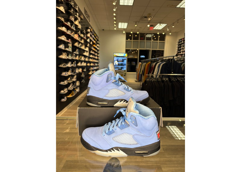 Air Jordan 5 Retro UNC - USED