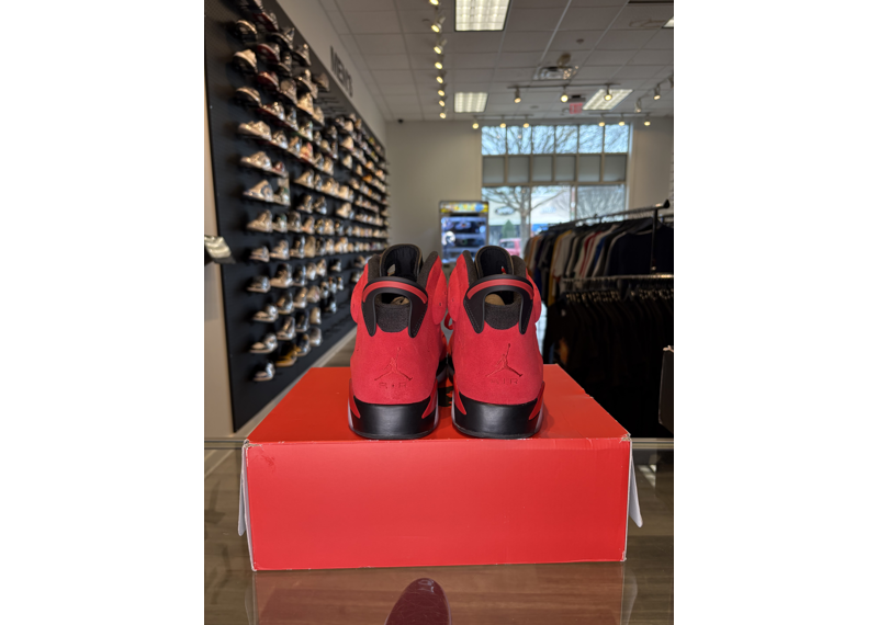 Air Jordan 6 Retro Toro Bravo - USED