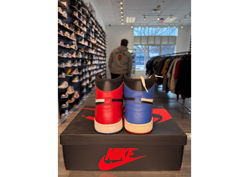 Air Jordan 1 Retro High OG Top 3 - USED