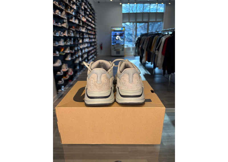 Yeezy Boost 700 Salt - USED