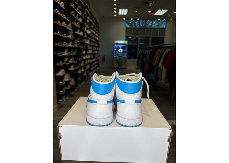 Wmns Air Jordan 1 Mid UNC - Used