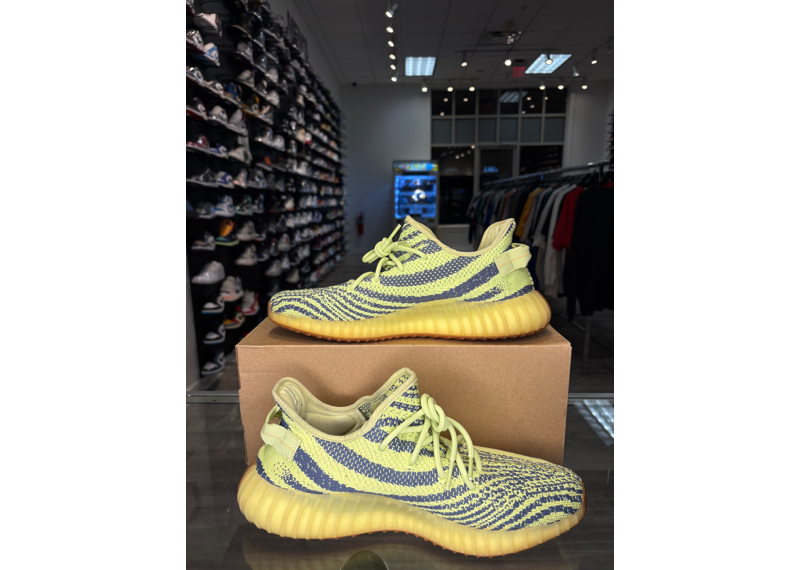 Yeezy Boost 350 V2 Semi Frozen Yellow - Used