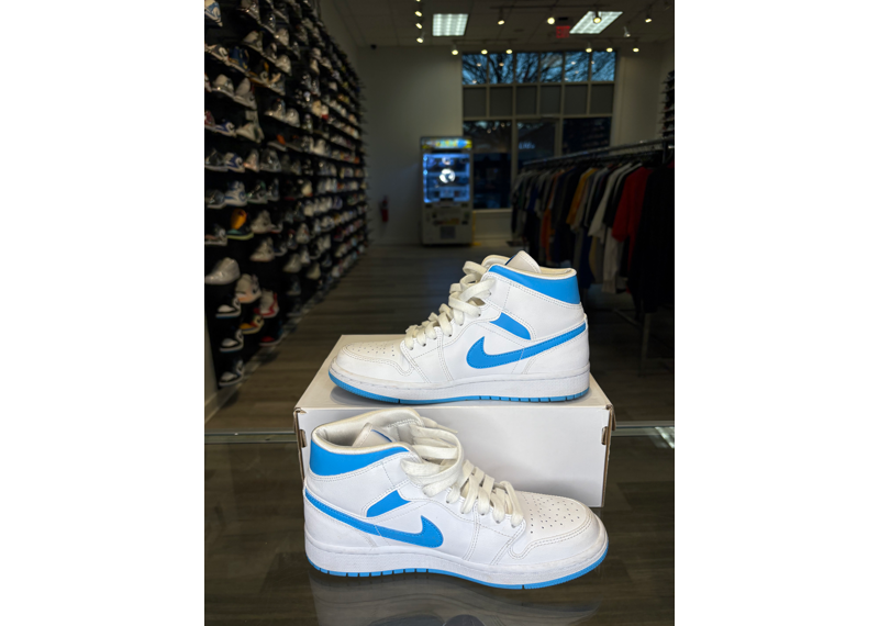 Wmns Air Jordan 1 Mid UNC - Used