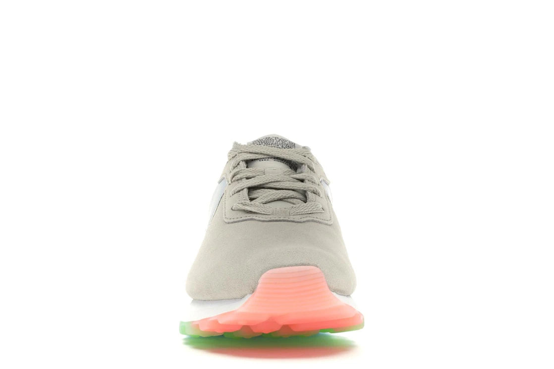 Nike Pre-Love OX Rainbow (Women's)