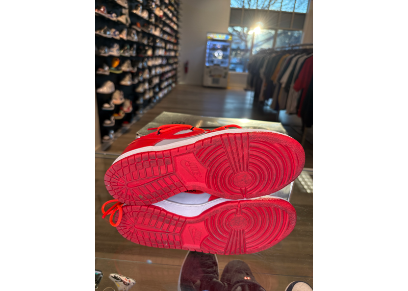 Off-White x Dunk Low University Red - Used