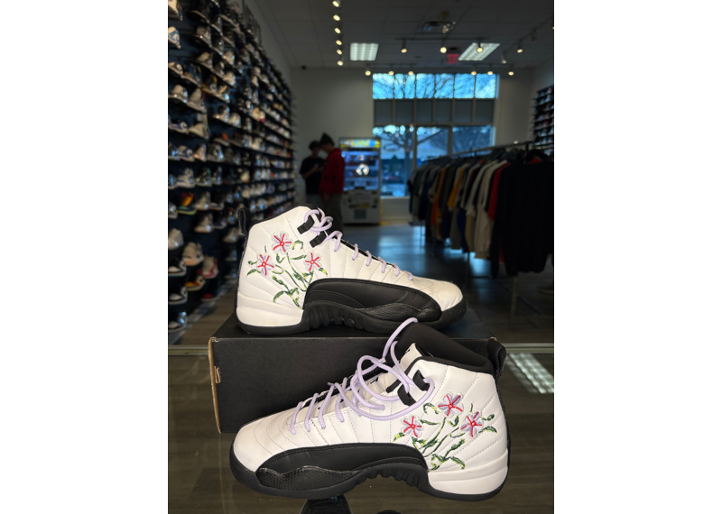 Air Jordan 12 Retro GS Floral - USED